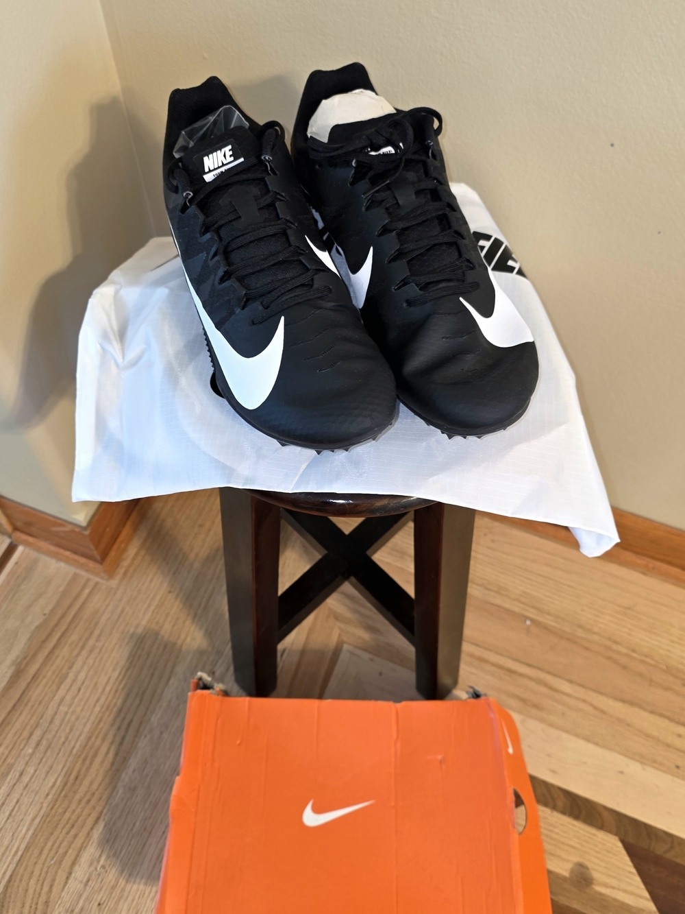 Nike Black/White Athletic Cleats Zoom Rival S 9